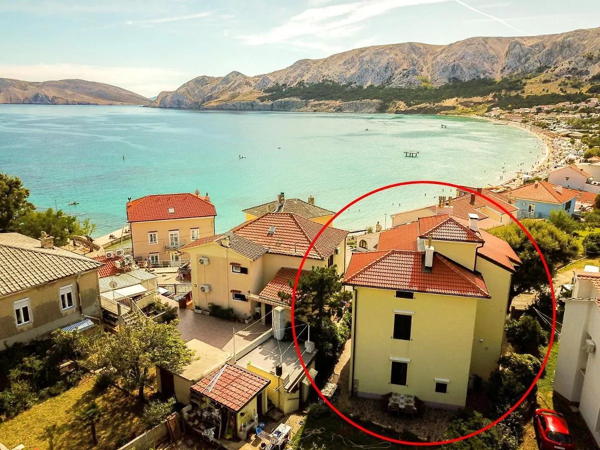 Gasthof Studio Apartments Cavrak With Terrace Baška