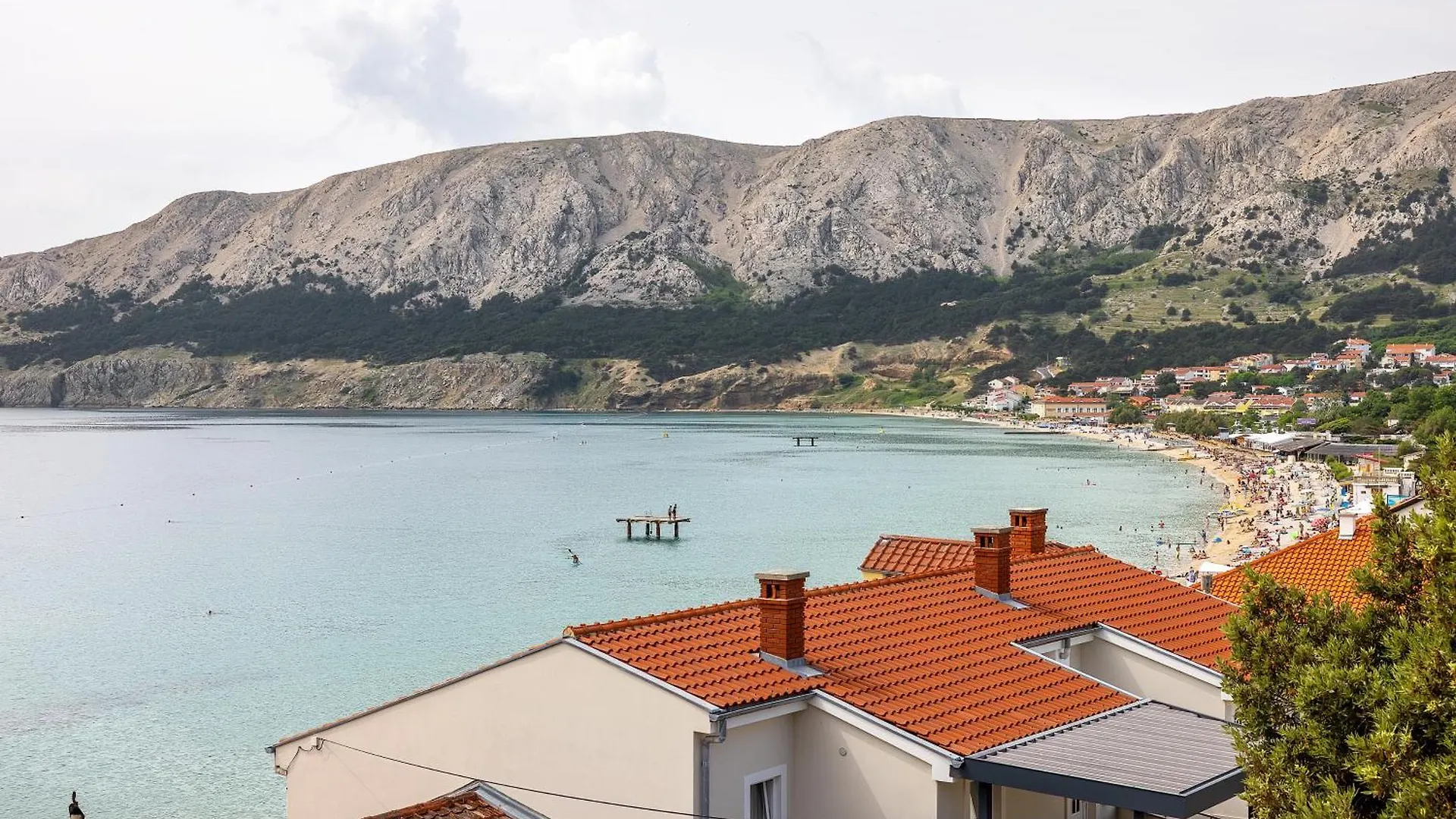 Studio Apartments Cavrak With Terrace Baška