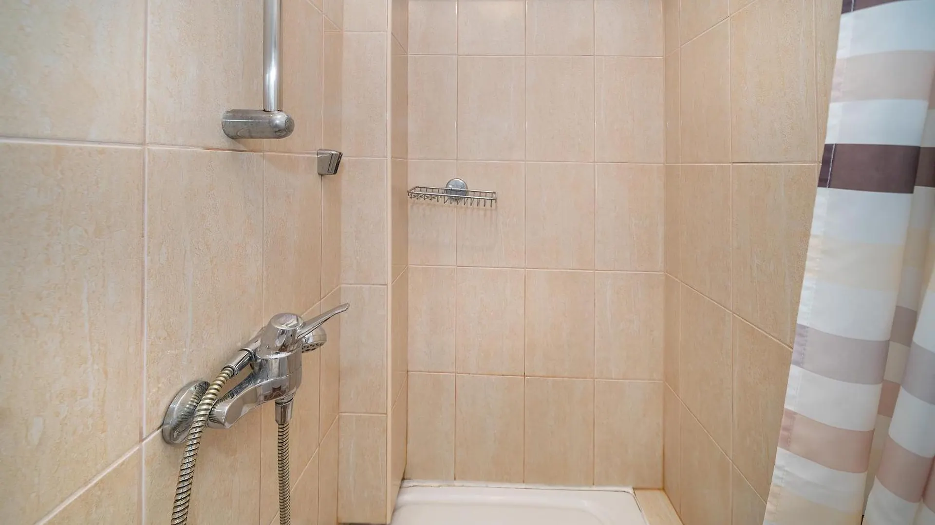 Studio Apartments Cavrak With Terrace Baška Gasthof